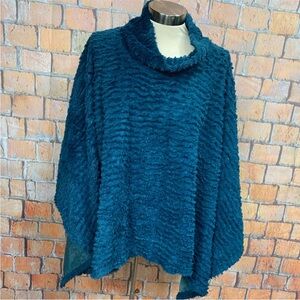 Le Moda Chenille Poncho‎